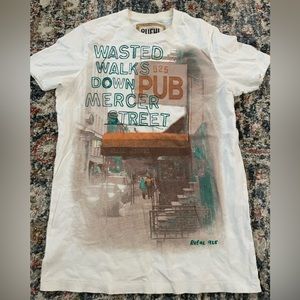 Ruehl No. 925 T-Shirt Size Small